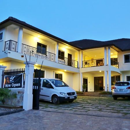 Eden Vale Hotel Ajiringano Esterno foto