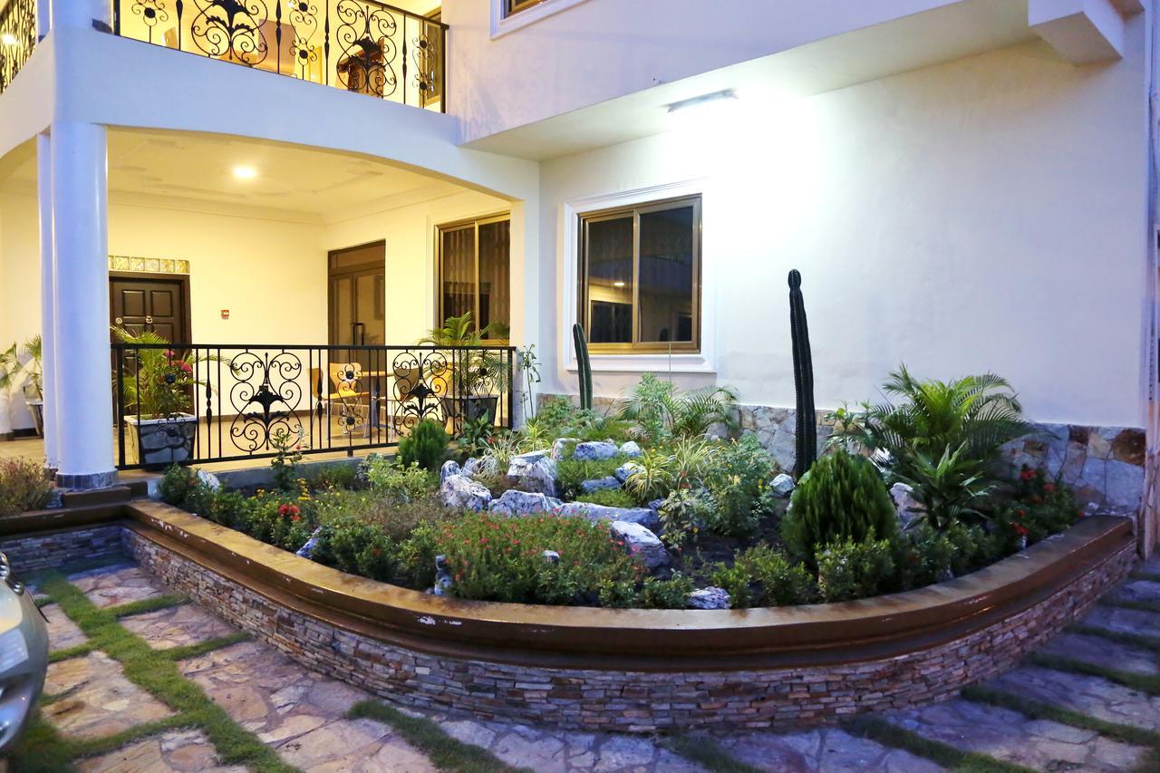 Eden Vale Hotel Ajiringano Esterno foto
