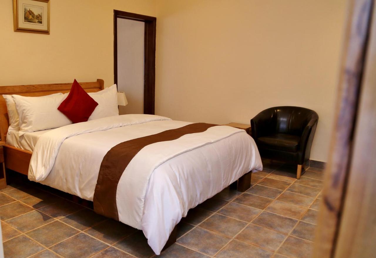 Eden Vale Hotel Ajiringano Esterno foto